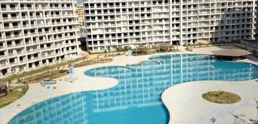 شقة للإيجار السنوي في بورتو ووك العالمين