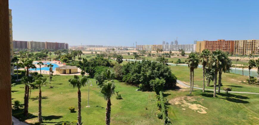 شاليه للبيع في PORTO GOLF العلمين | 2 غرفة | دور رابع | بحري فيو جولف | مفروش | عمارة 5