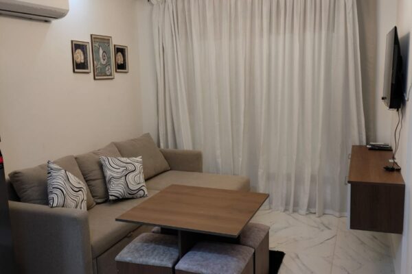 شاليه للإيجار اليومي في PORTO GOLF العلمين | 80 متر | 2 غرفة | على الممشى | عمارة 47